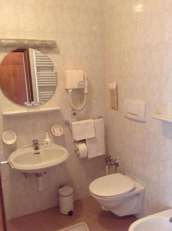 Hotel Tannerhof メラーノ 部屋 写真
